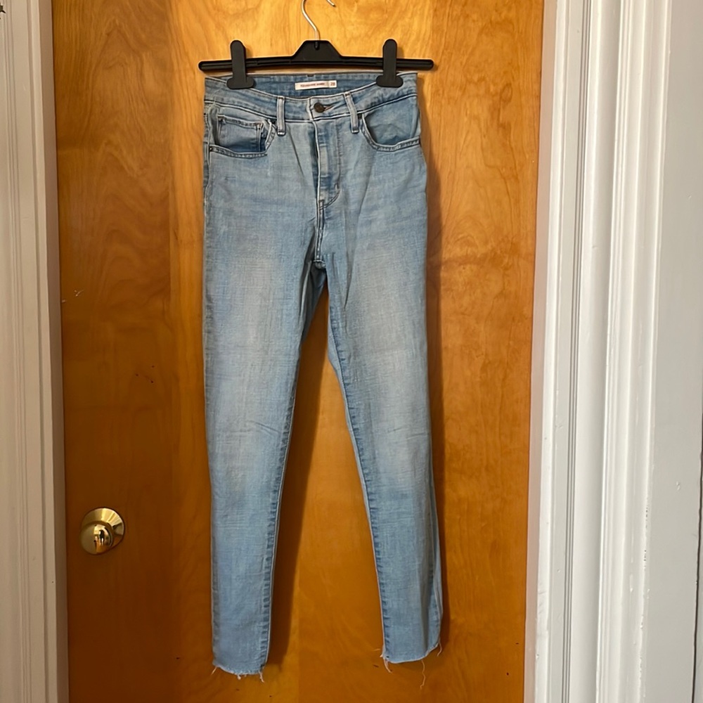 NOT FOR SALE Levi 721 High Rise Skinny Jeans